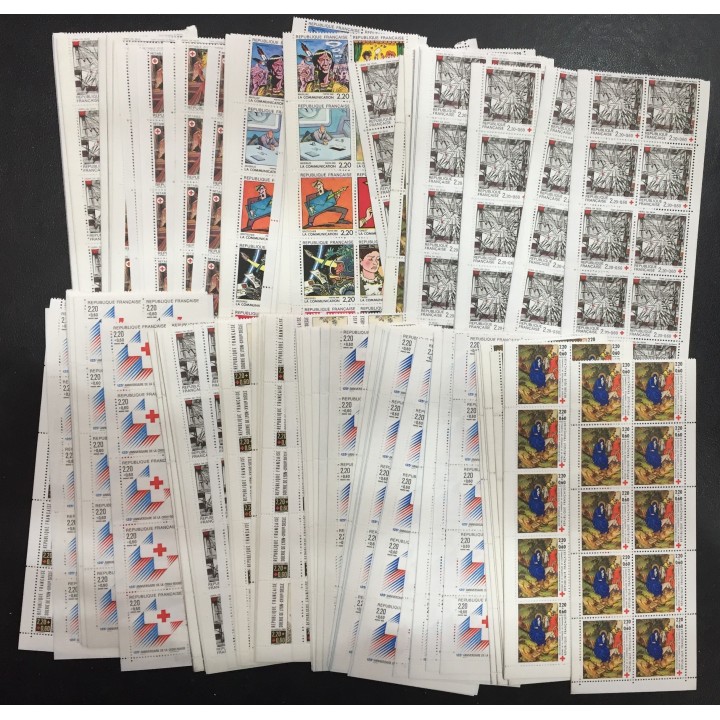 Lot de faciale 100 timbres à 22 Francs