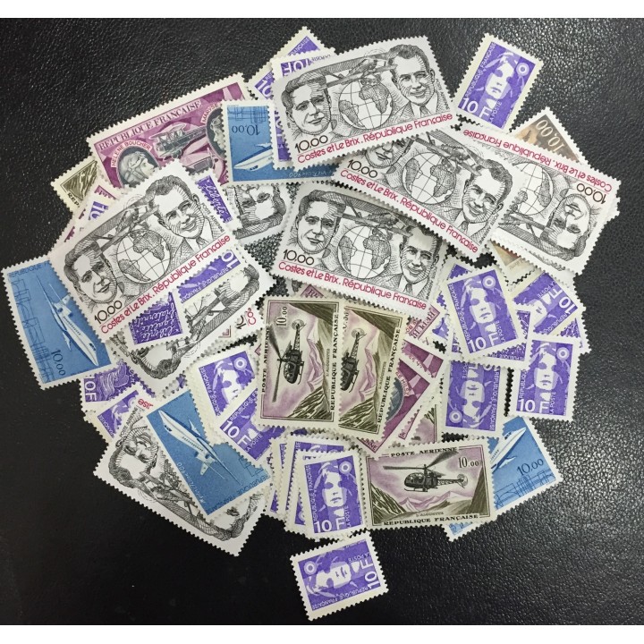 Lot de faciale 100 timbres à 10 Francs pour Affranchissement