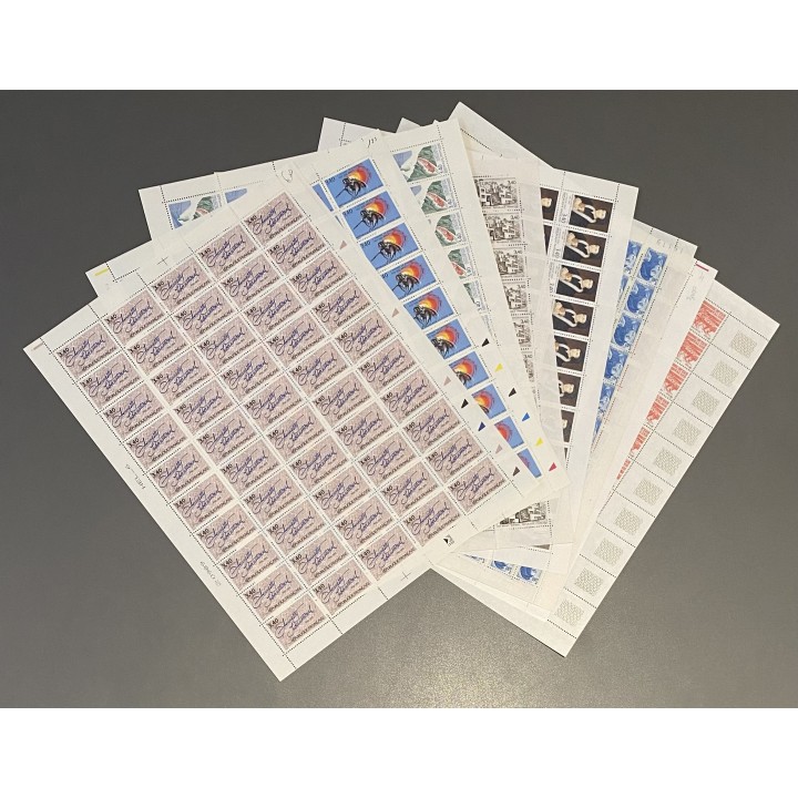 Lot de faciale 700 timbres à 3,40 Francs en Feuilles
